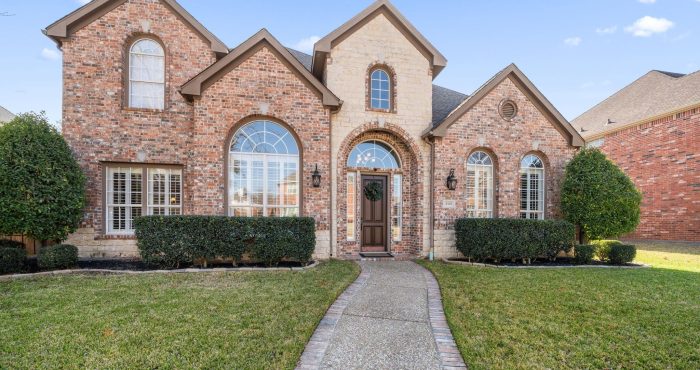 Brick and stone home in Estates of Forest Creek, Plano, Texas