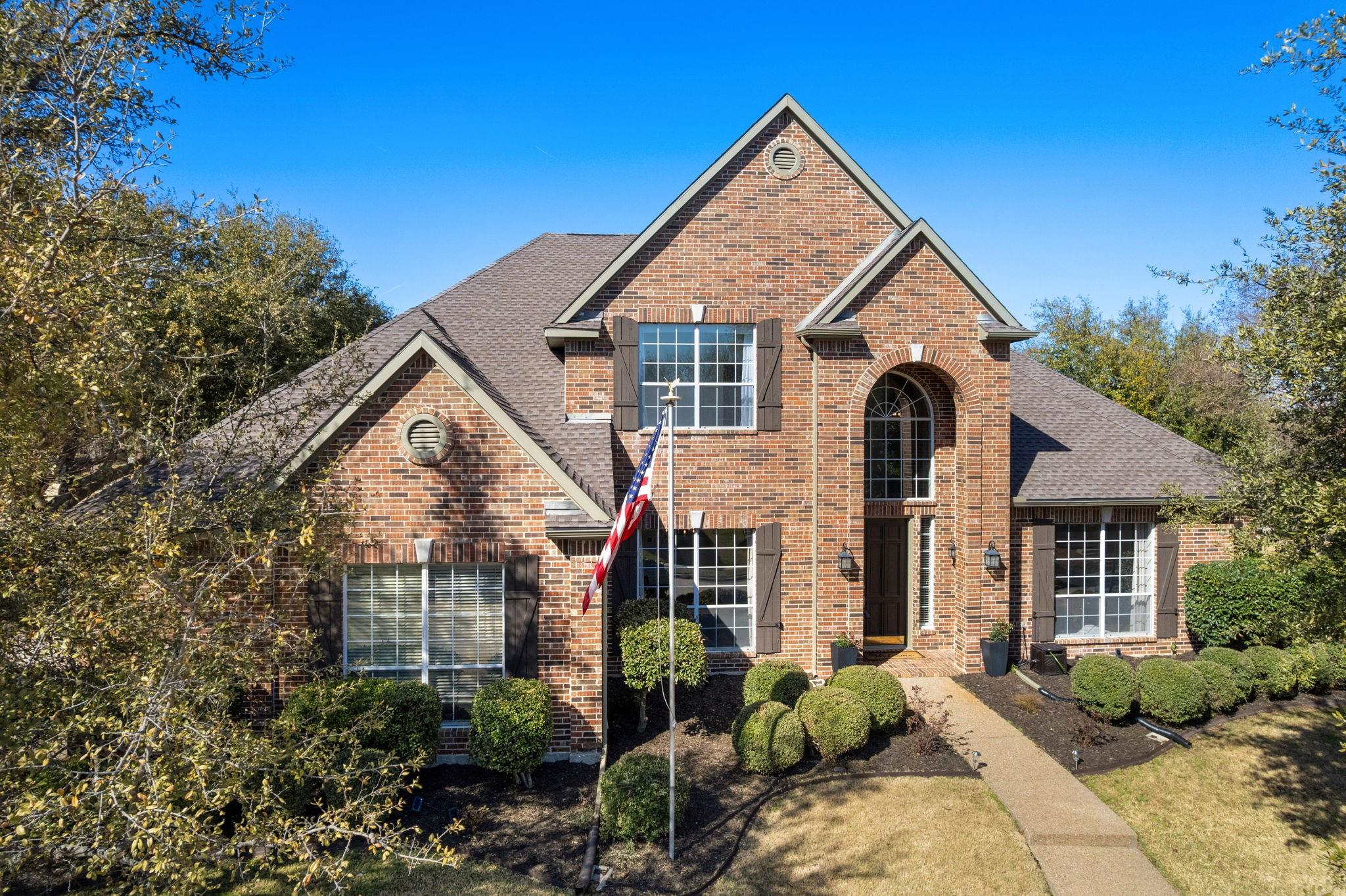 Mallard Lakes real estate guide image