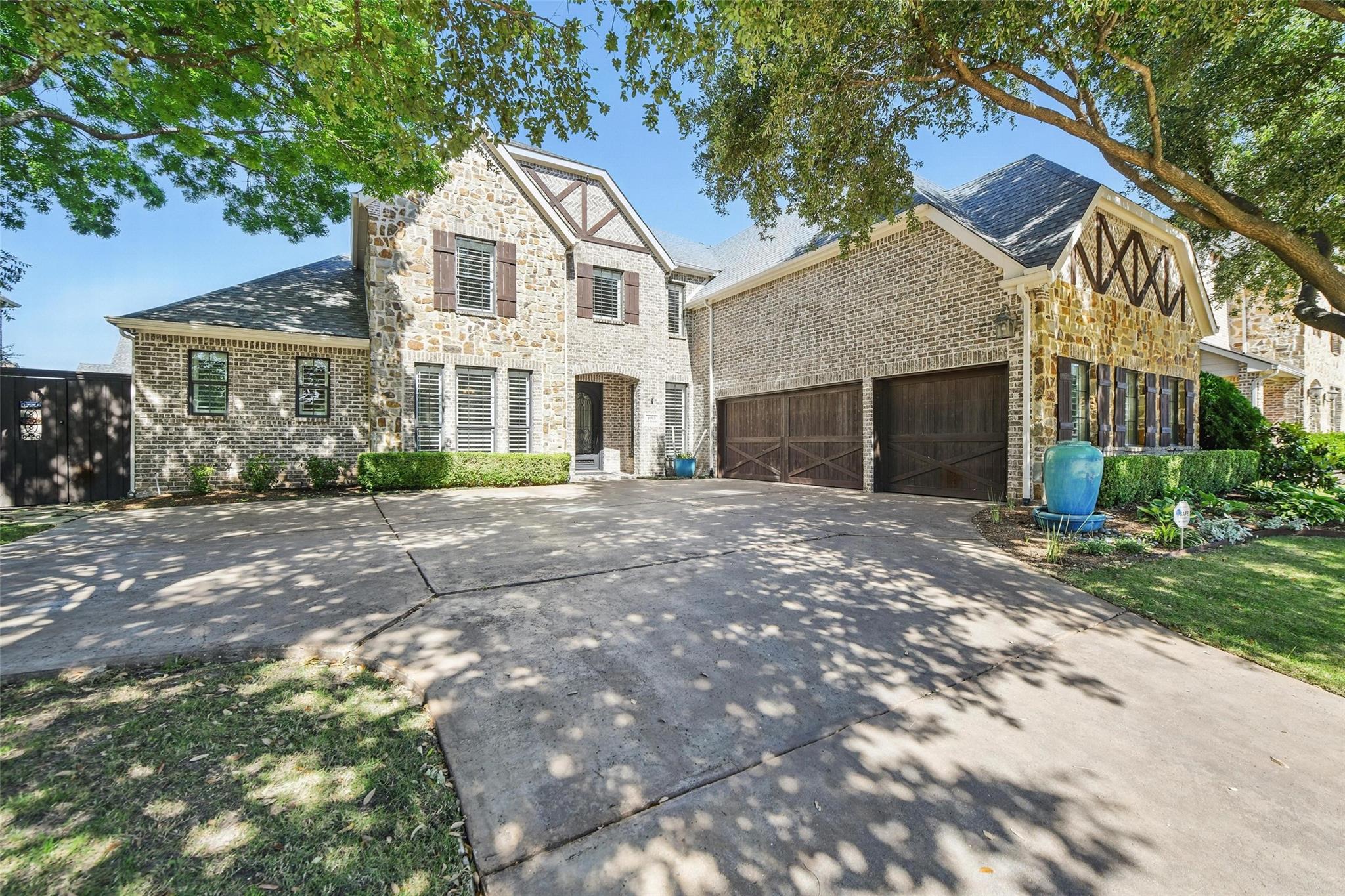 Stonelake Estates property