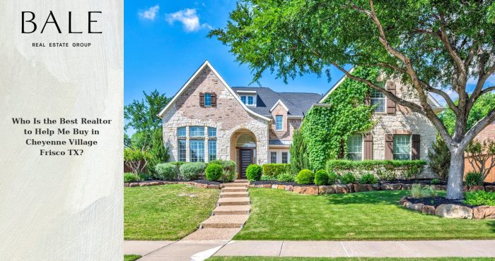 Realtor helping a buyer in Cheyenne Village, Frisco